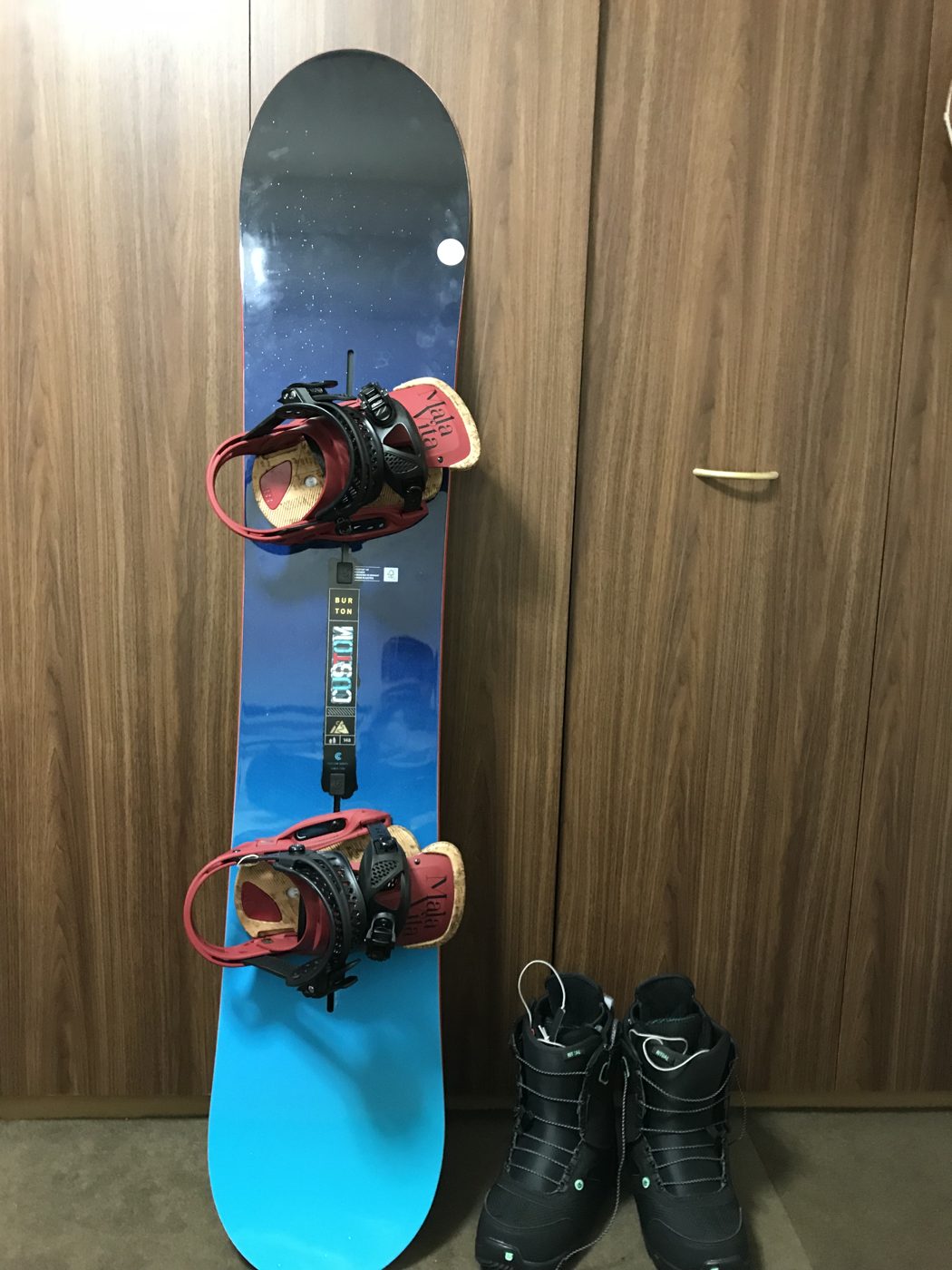 僕が最初に使っていたBURTON CUSTOMの実物